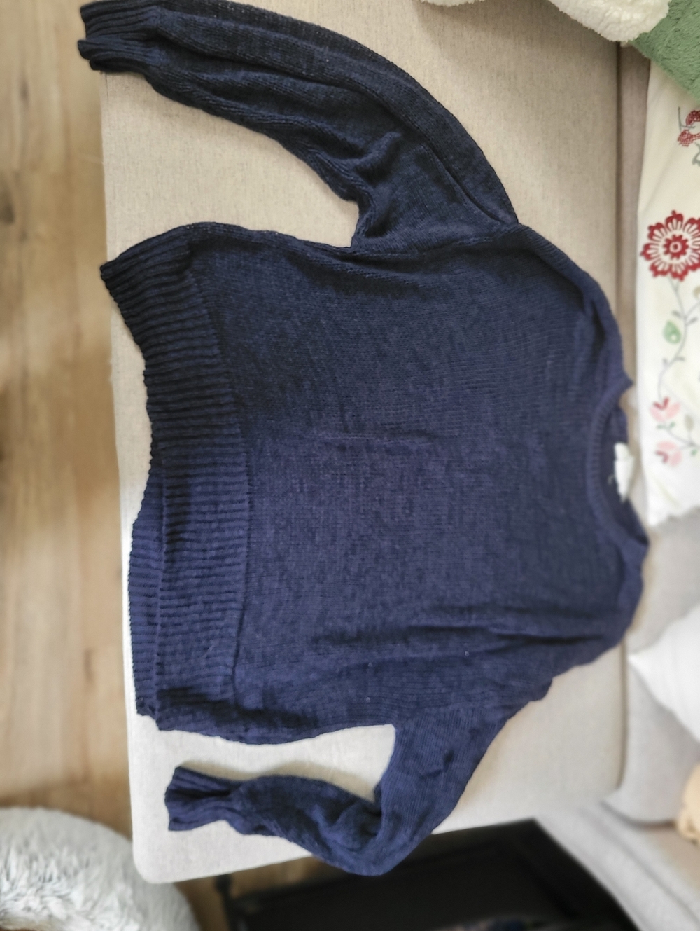 H&M Classic Navy Crewneck Sweater - Women's Size Medium